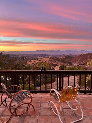 Malibu Bunkhouse five minutes to Calamigos & Cielo