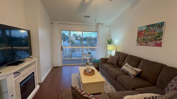 Spectacular Waterway View! 2bd/2bth Large Balcony - Myrtle Beach