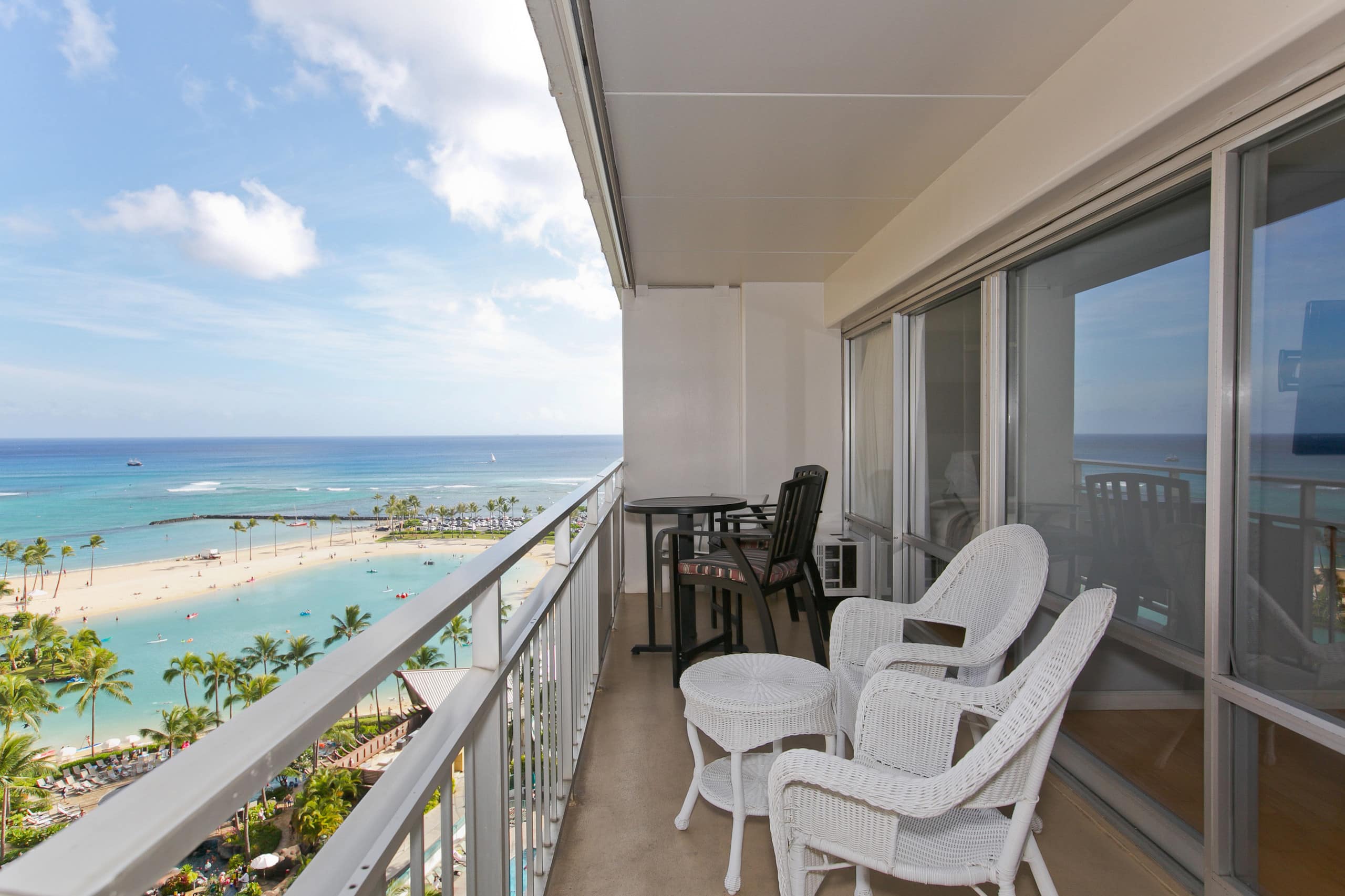 Ilikai Resort Ocean, Lagoon & Fireworks  2 Bedroom - Image 22