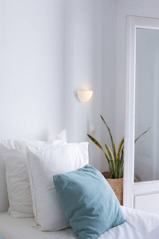 Stelida Sunset Nothing but blue gallery image 5