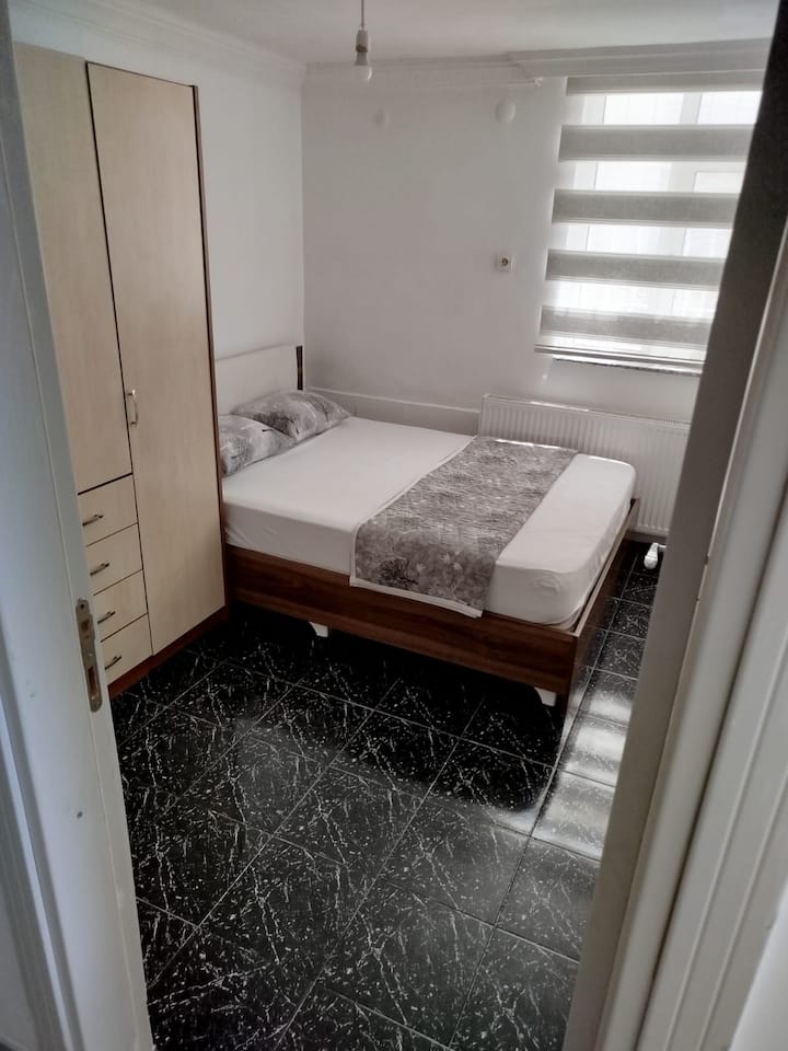 საძინებელი 4