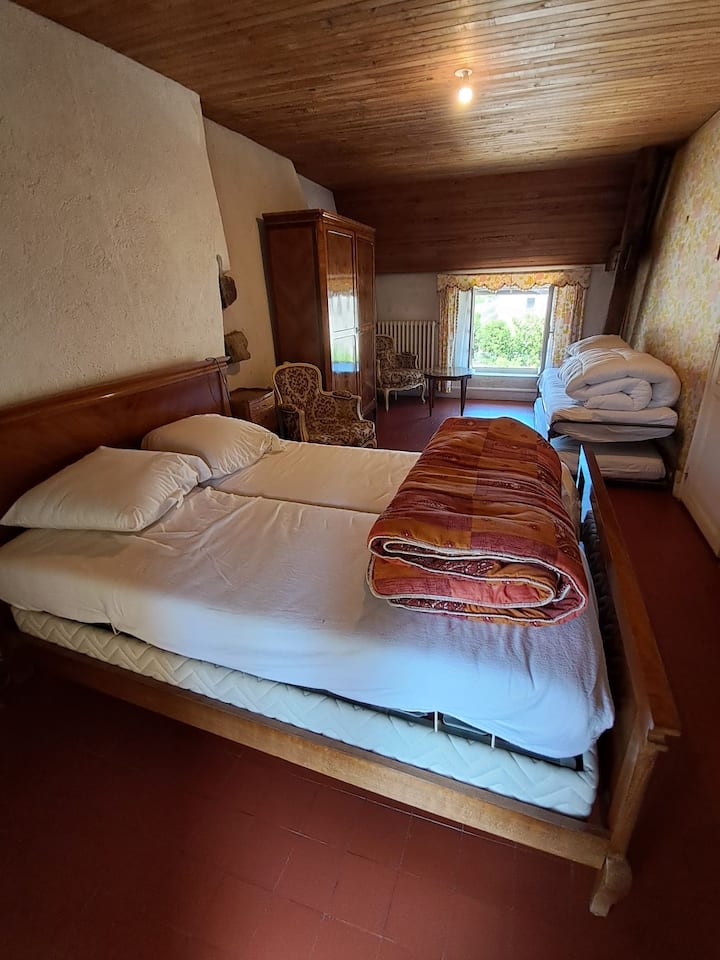 Dhomë gjumi 1