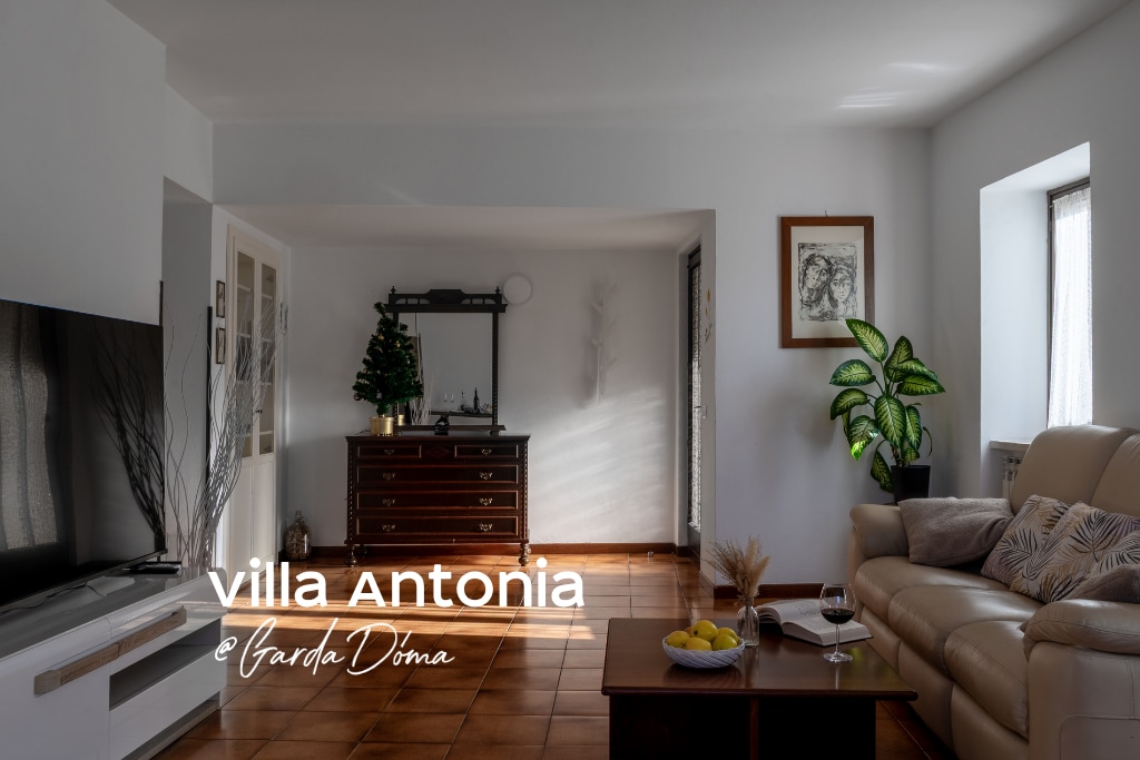 Top Airbnb: WOW Lakeview Villa Antonia @GardaDoma a Brenzone Sul Garda