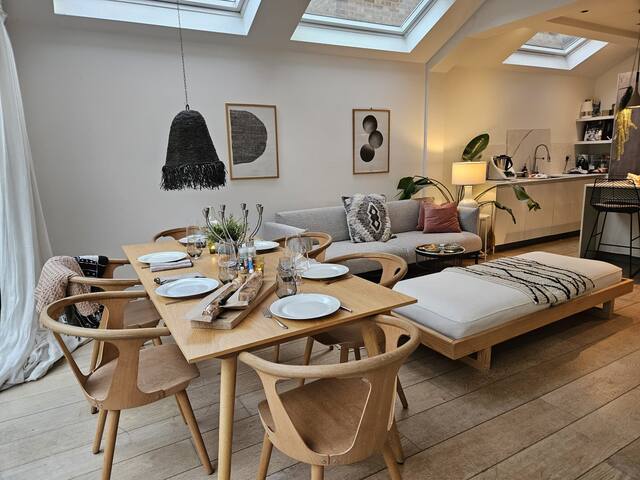 Entire flat in Greater London with large garden gallery image 3