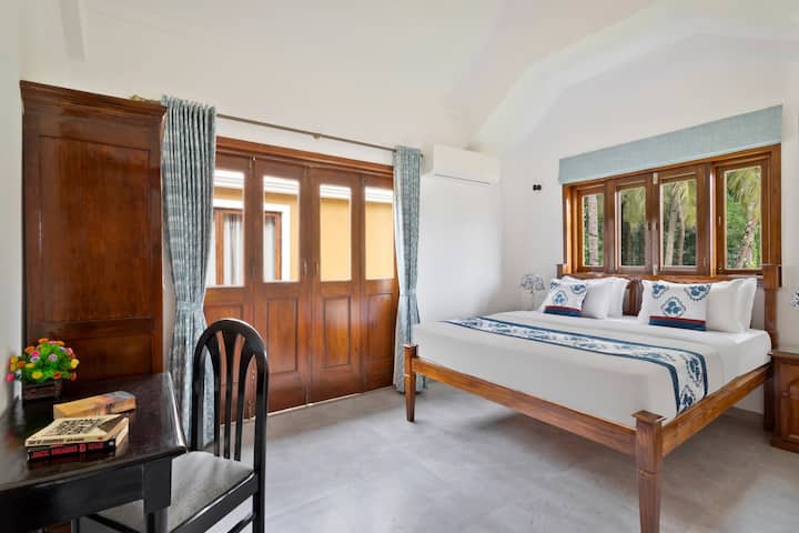 Bedroom 2 on 1st floor
