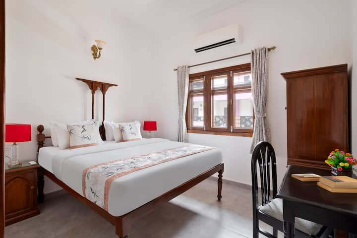 Bedroom 1 on ground floor