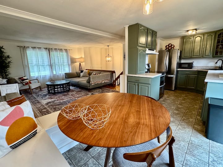 Outlookmiler - Your Home In The Heart Of Saratoga - 薩拉託加斯普林斯