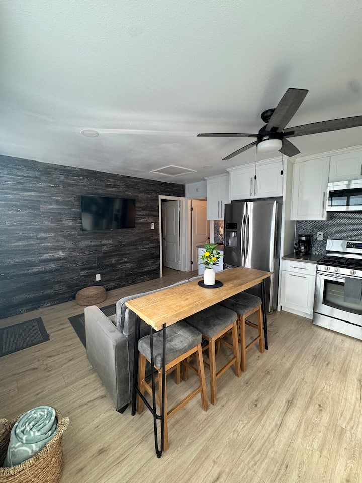 Cozy Private Guesthouse/near Hospitals/naval Base - Oxnard, CA