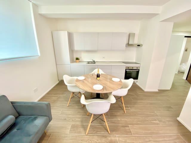 [Palazzo esclusivo]Vicino al centro+25 posti letto