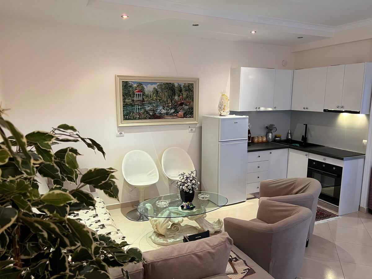 Listing 1174464135944581332