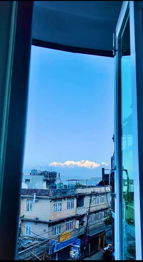 Majestic 4BHK Apartment in the heart of Darjeeling