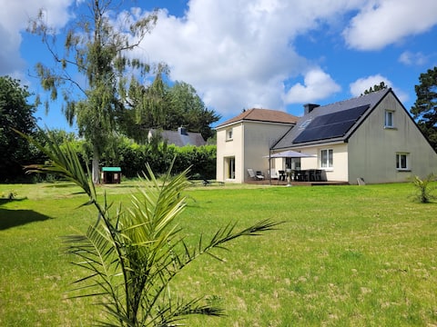 Kernay, large family house for 10 people