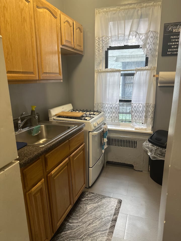 Golden View Studio - New York