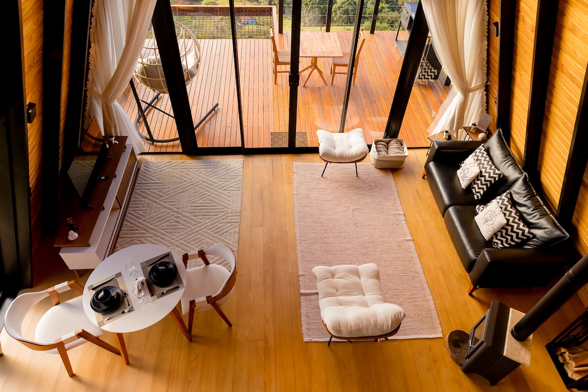 Top Airbnb: A-Frame cabin with an Ofuro and a breathtaking view em Gonçalves