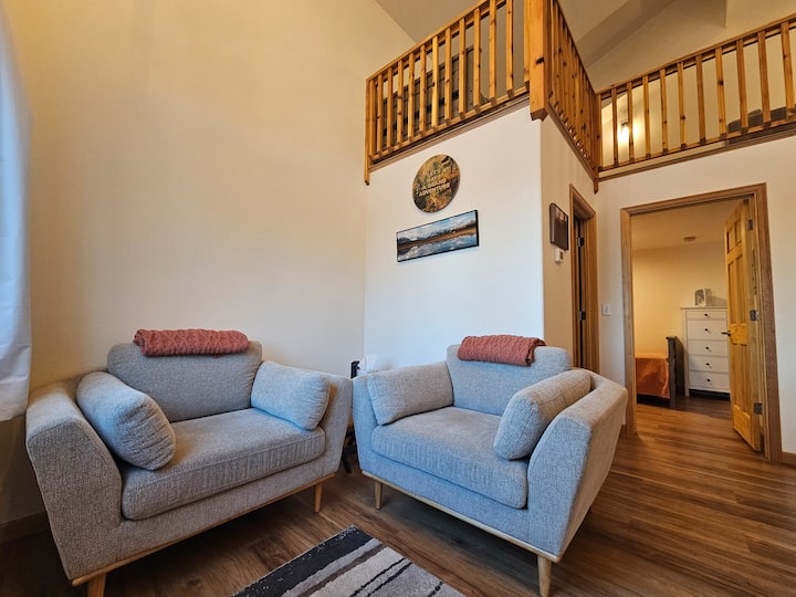 Cody's Cozy Cabin-comfy Retreat And Aurora Views! - Fairbanks, AK