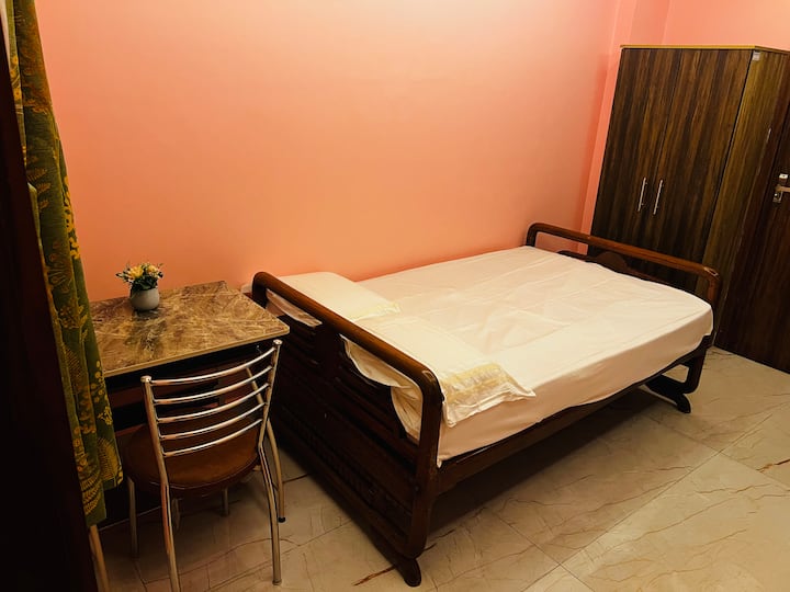 Anishka Beach Retreat 1bhk Ac Self Servicehomestay - Puri