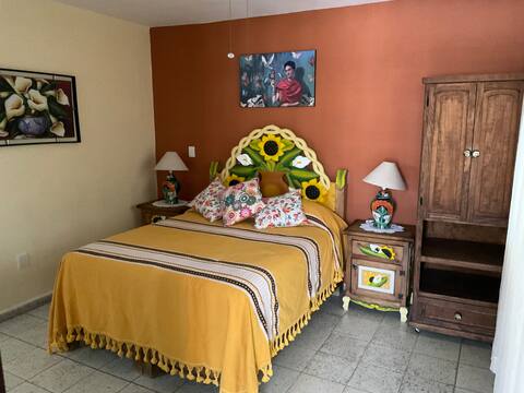 The Yellow House, 2nd floor