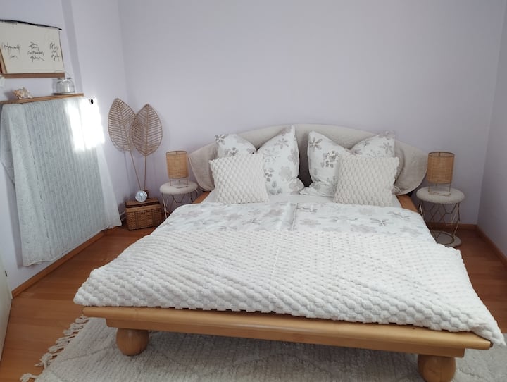 غرفة النوم 1