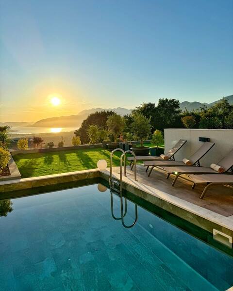 Villa with Own Pool 2