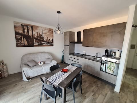Successful Airbnb property: Casa Adry apartment in Peschiera Del Garda
