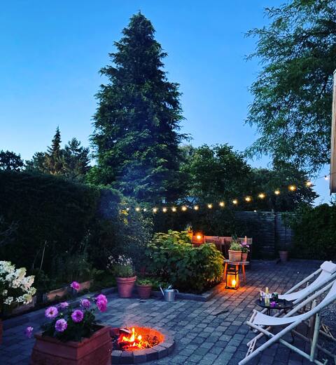 Cozy home close to the water