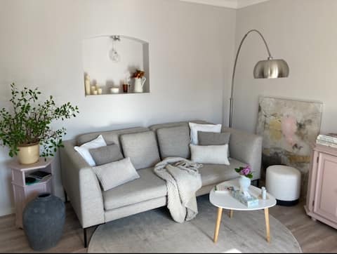Erfolgreiche Airbnb-Immobilie: Cozy 80 m² in Rostock for 1-4 people in Rostock