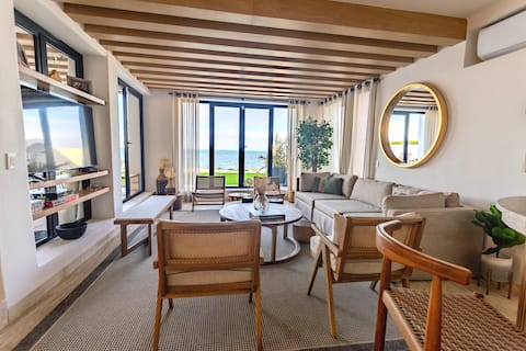 Top performing Airbnb: Casa Mare | Oceanfront Escape• Style & Serenity• in Zona Hotelera
