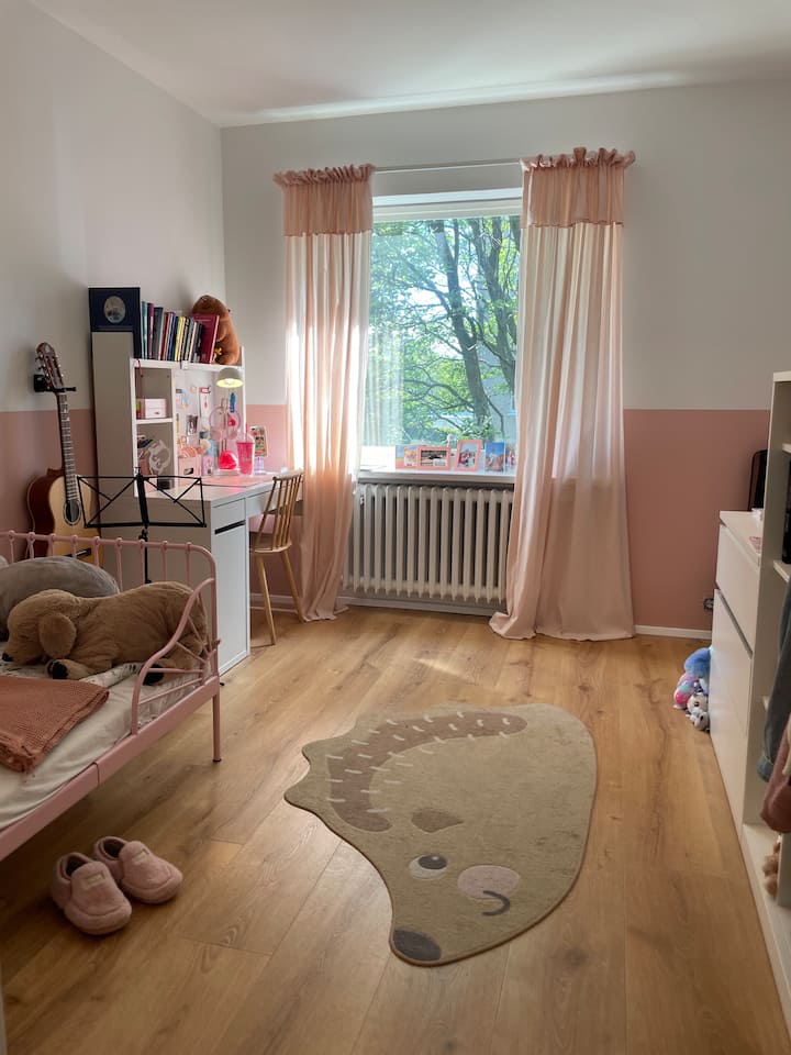 سرير أطفال كامل الطول - بحد أقصى 100 كجم