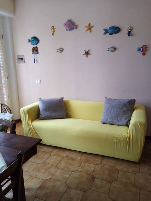 Three-room apartment with a large garden