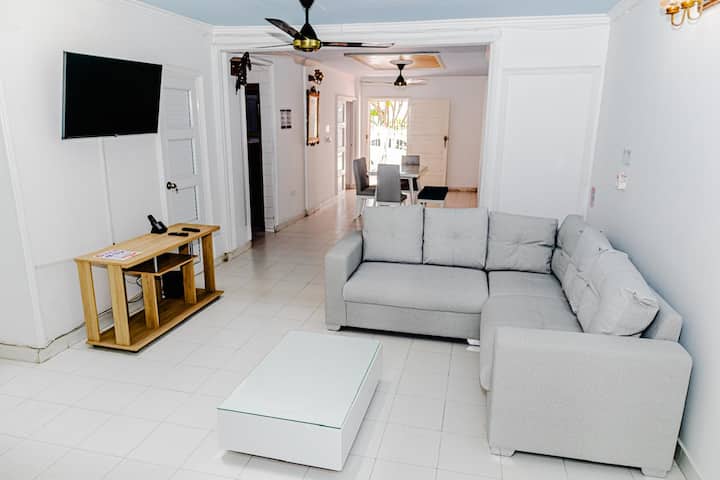Casa Con Excelente Ubicación - Cartagena