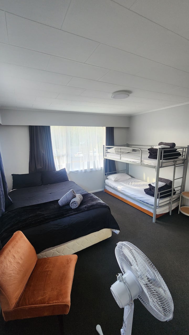 غرفة العائلة