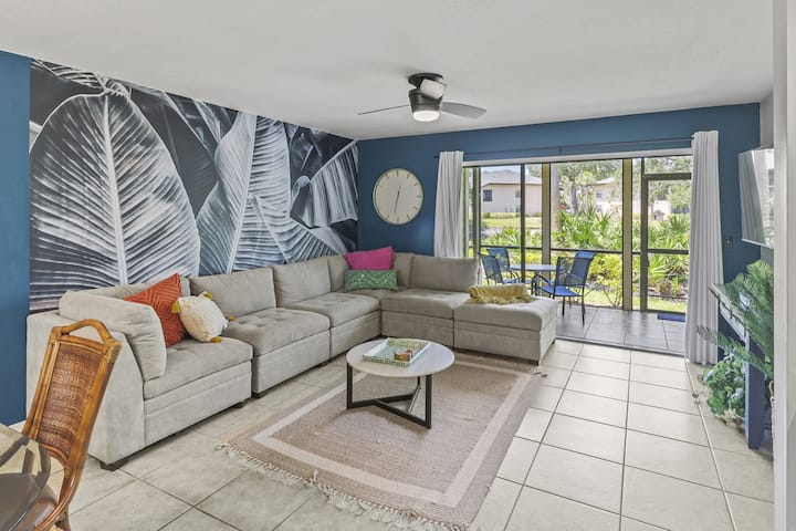 Welcoming Pool Community Near Img And Beaches - Bradenton, FL