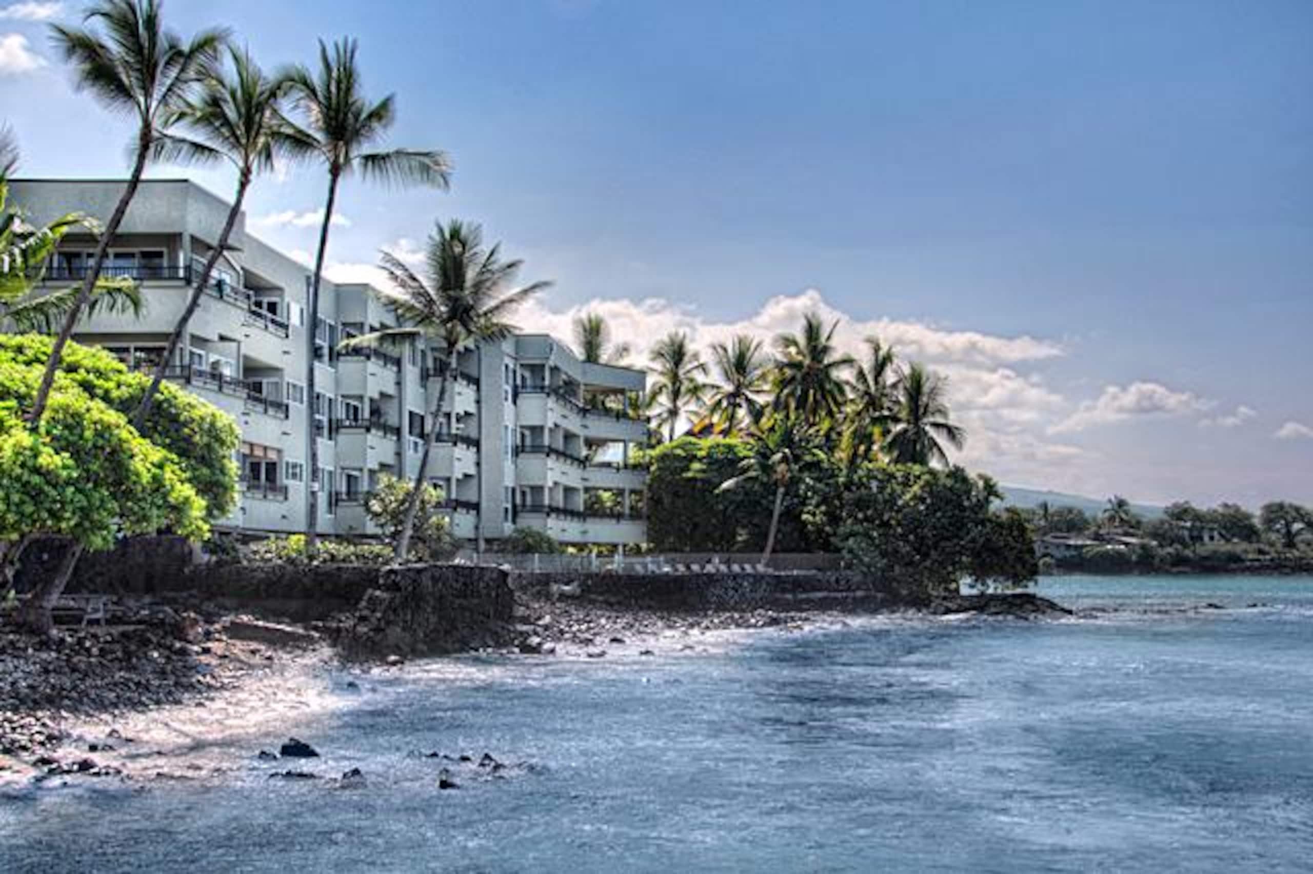 Condo in Kailua-Kona · ★4.63 · 1 bedroom · 1 bed · 2 baths - Image 29
