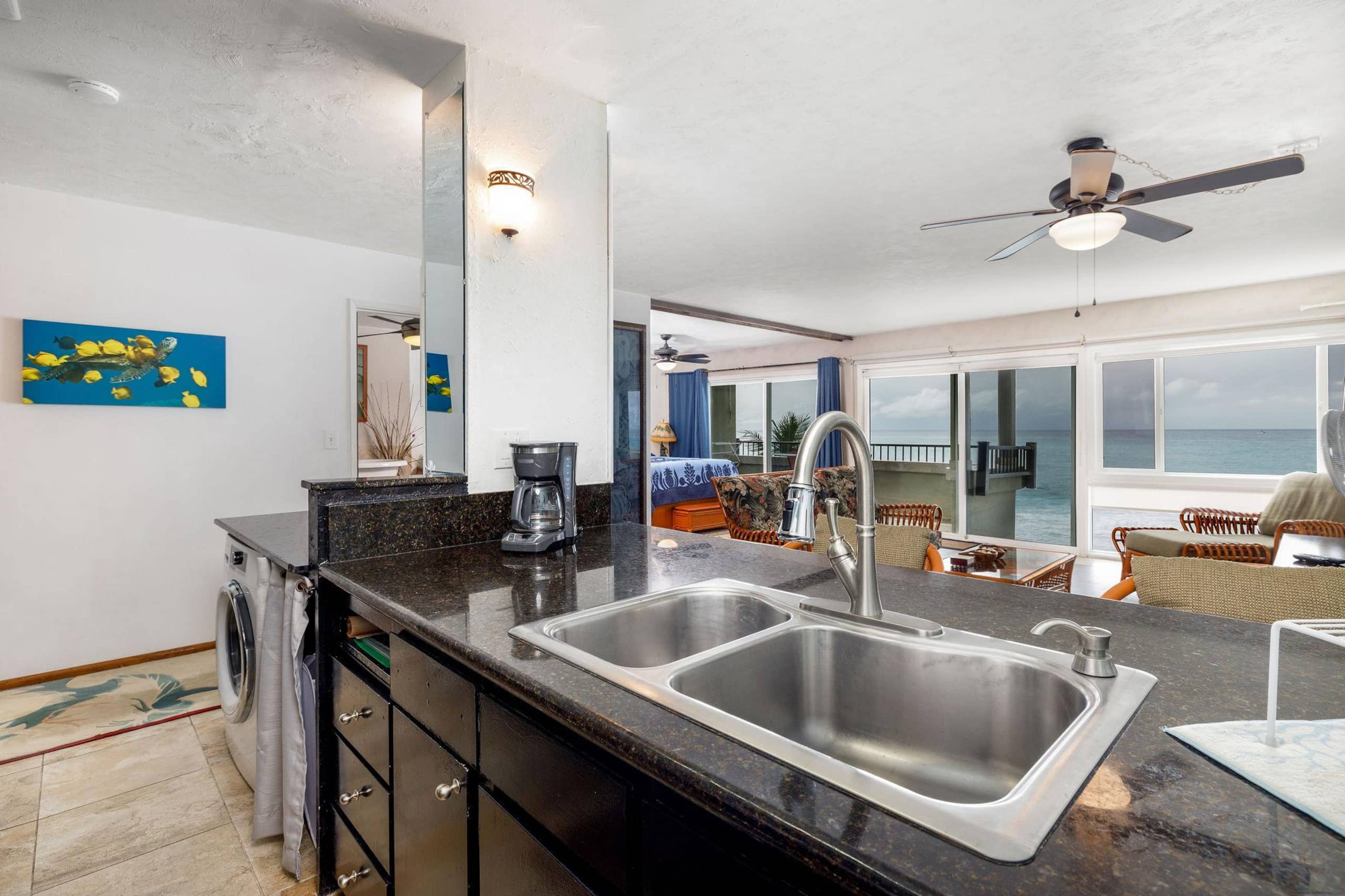 Condo in Kailua-Kona · ★4.63 · 1 bedroom · 1 bed · 2 baths - Image 12