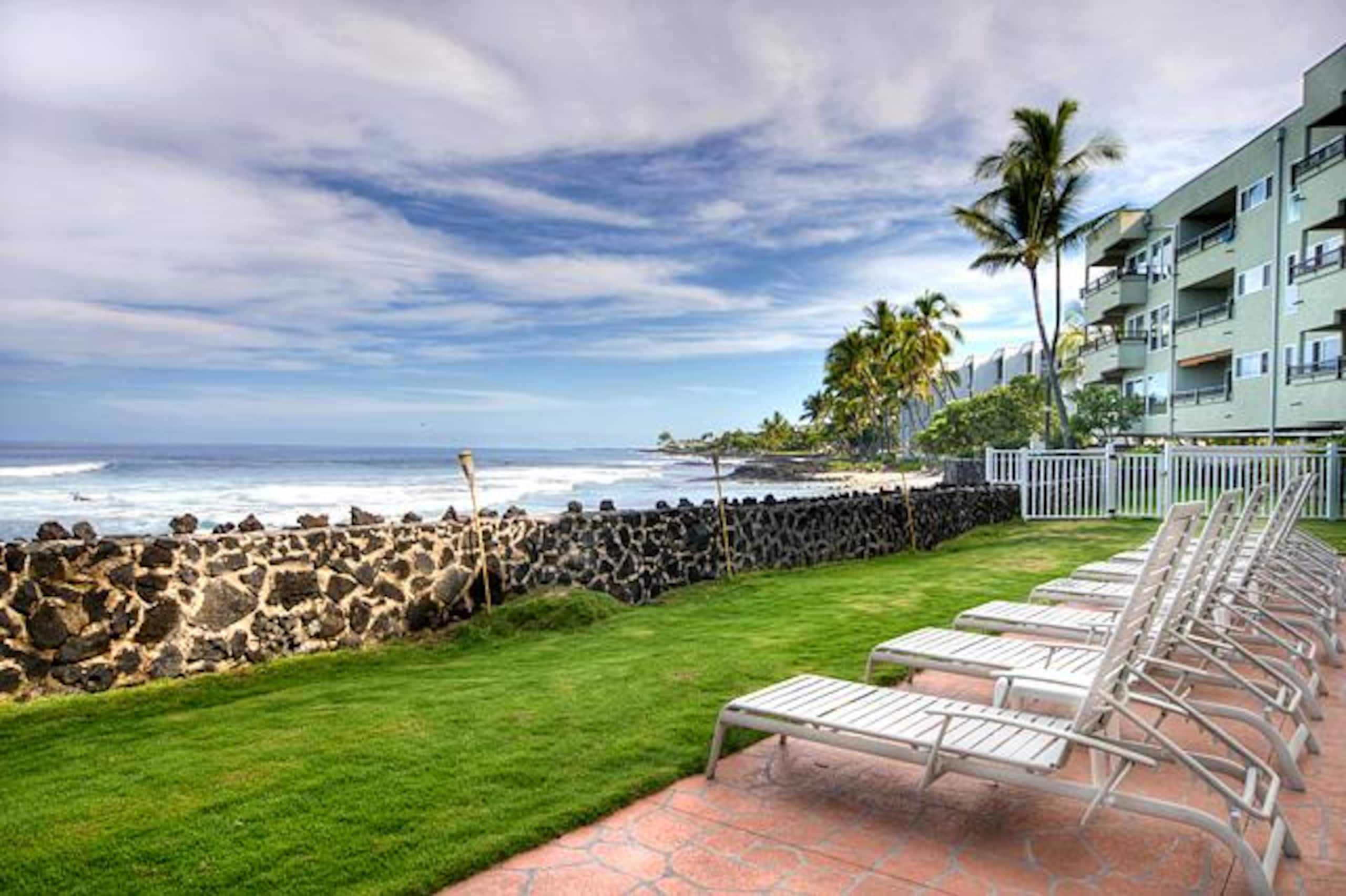 Condo in Kailua-Kona · ★4.63 · 1 bedroom · 1 bed · 2 baths - Image 25