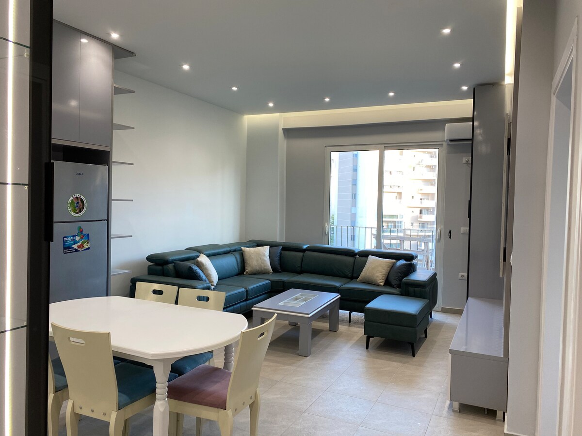 Listing 1175859545308821528