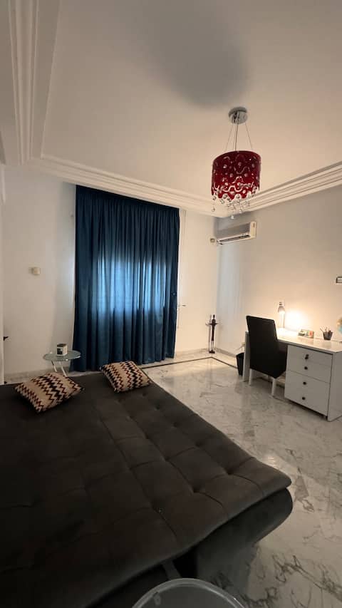 Apartment with terrace just 10 min from airport