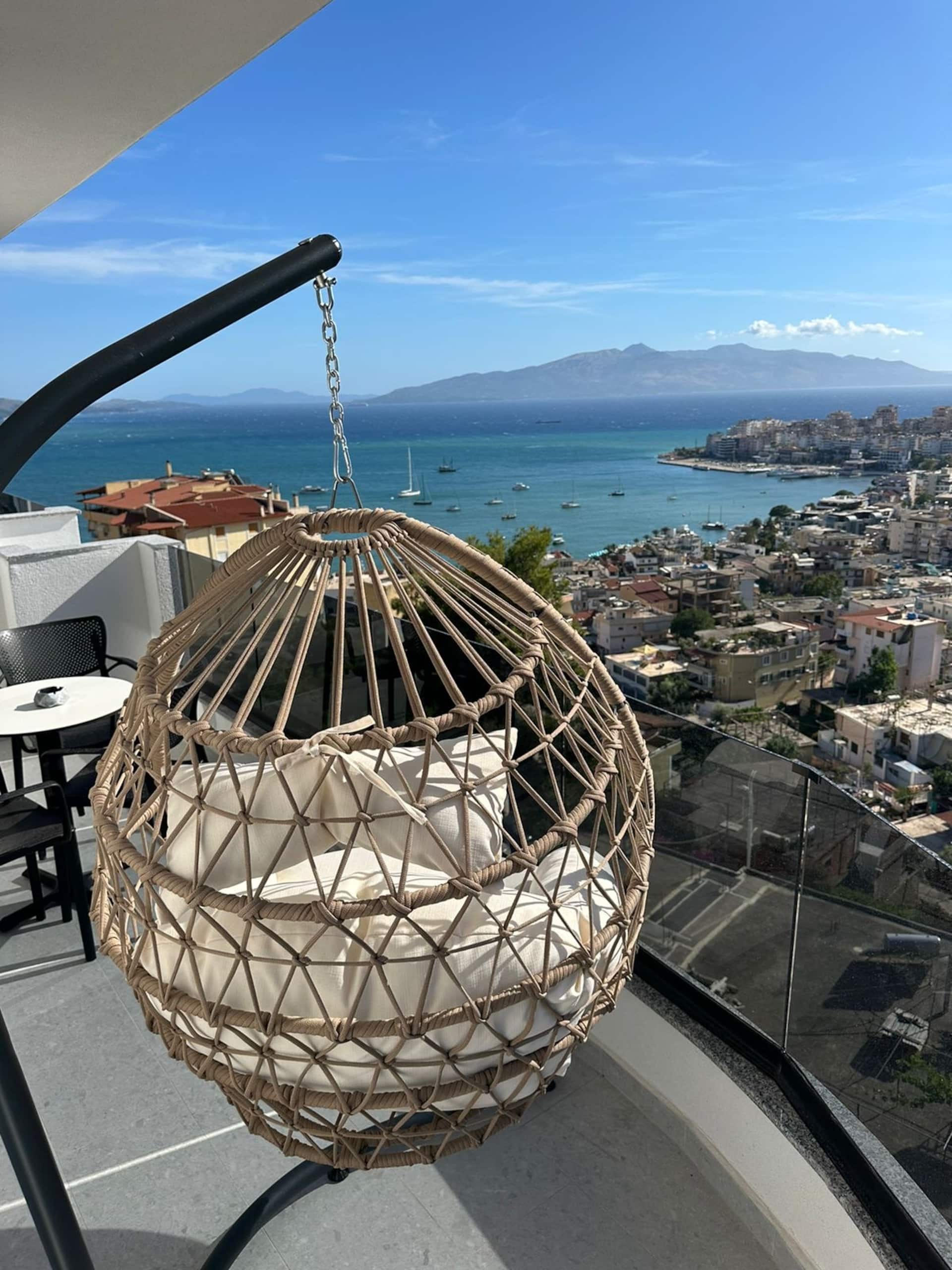 502-Deluxe Sea View Apartment