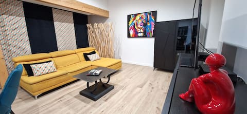 3-room house, 2 bedrooms, 3 beds & parking space