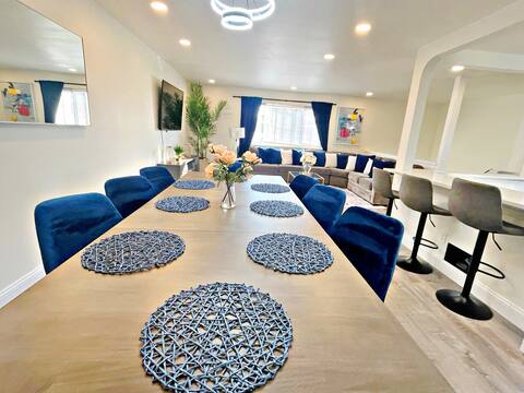 Blue Diamond Duplex 4bed/2bath
