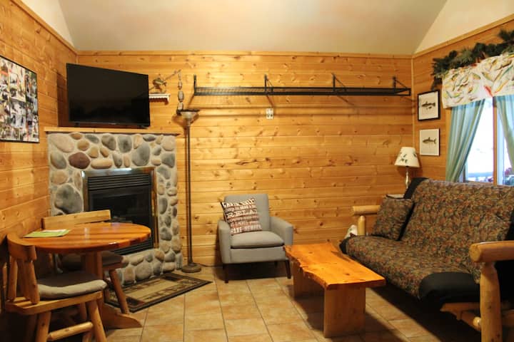 Cabin #2 - Houghton, MI