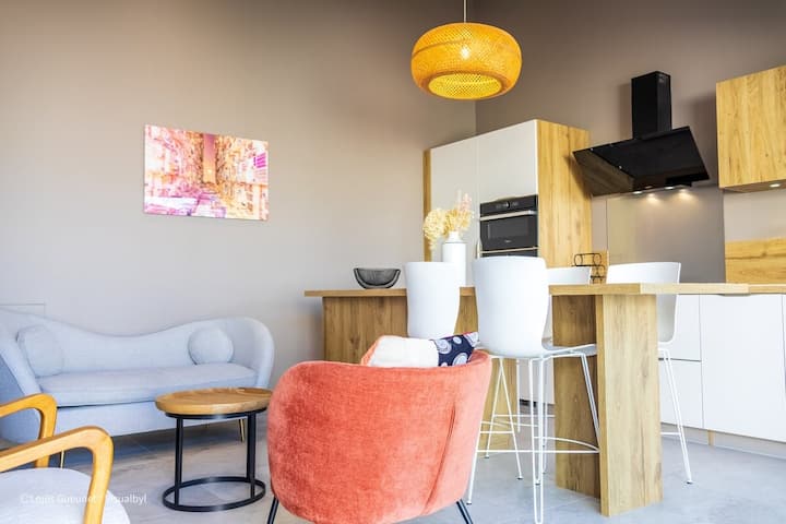 Maison Stylée éQuipée - Terrasse, Plancha, Parking - La Rochelle