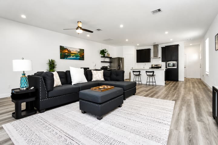 Optimized BNB managed Airbnb listing 1
