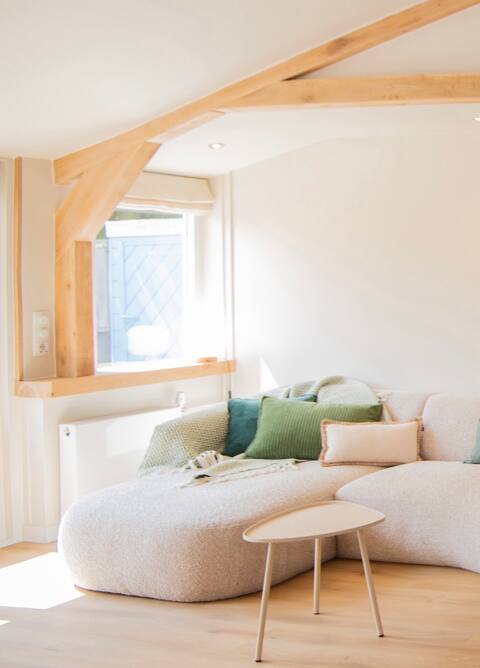 Westeindercabin, by the water and next to Amsterdam