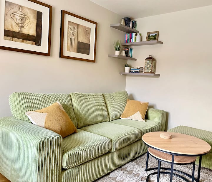 3 Bed House Near York Centre With Off Road Parking - York