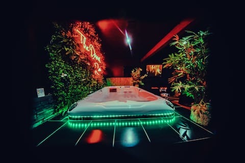 Romantic/unusual accommodation