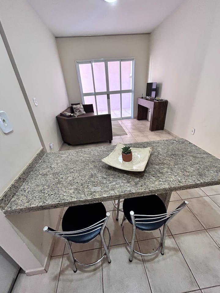 Flat Prático Bem Localizado - Uberaba