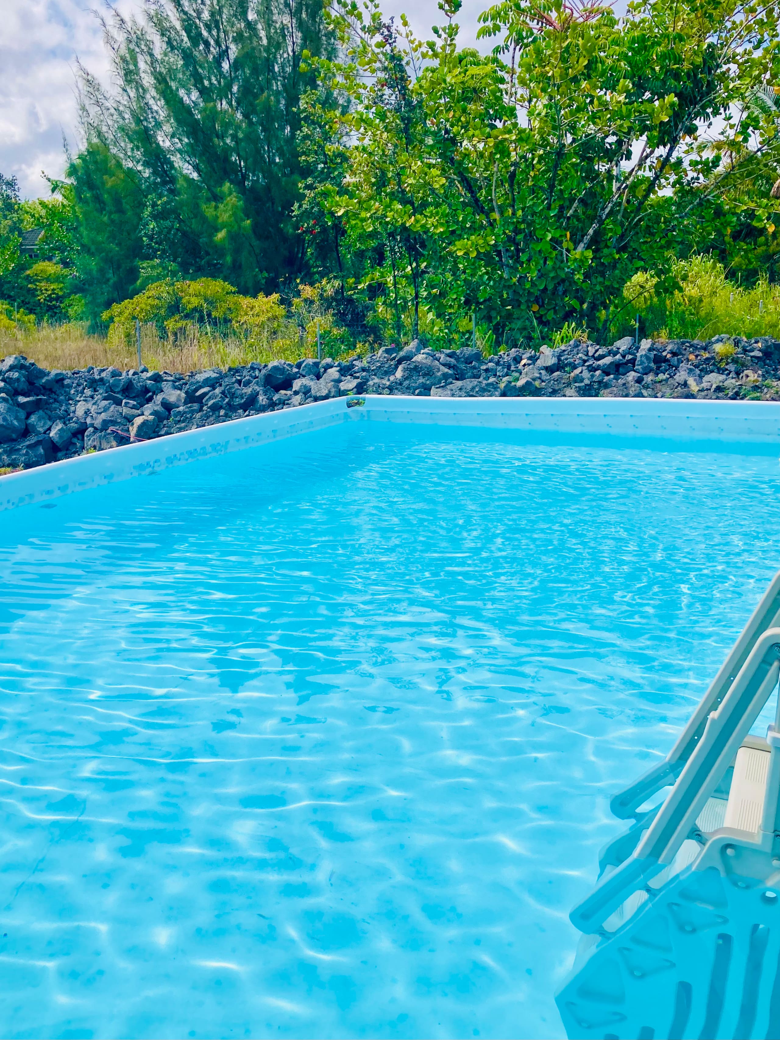 Home in Keaau · ★5.0 · 1 bedroom · 1 bed · 1 shared bath - Image 15