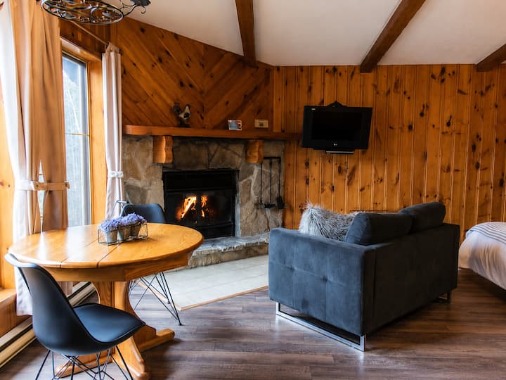 Relaxing Chalet In St-agathe | Lake, Spa & Sauna - Sainte-Agathe-des-Monts