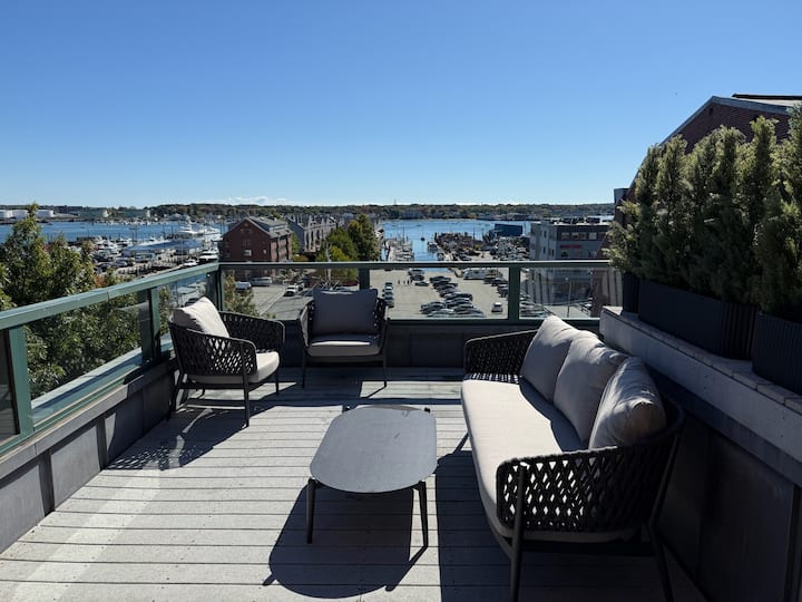 Old Port Loft -400